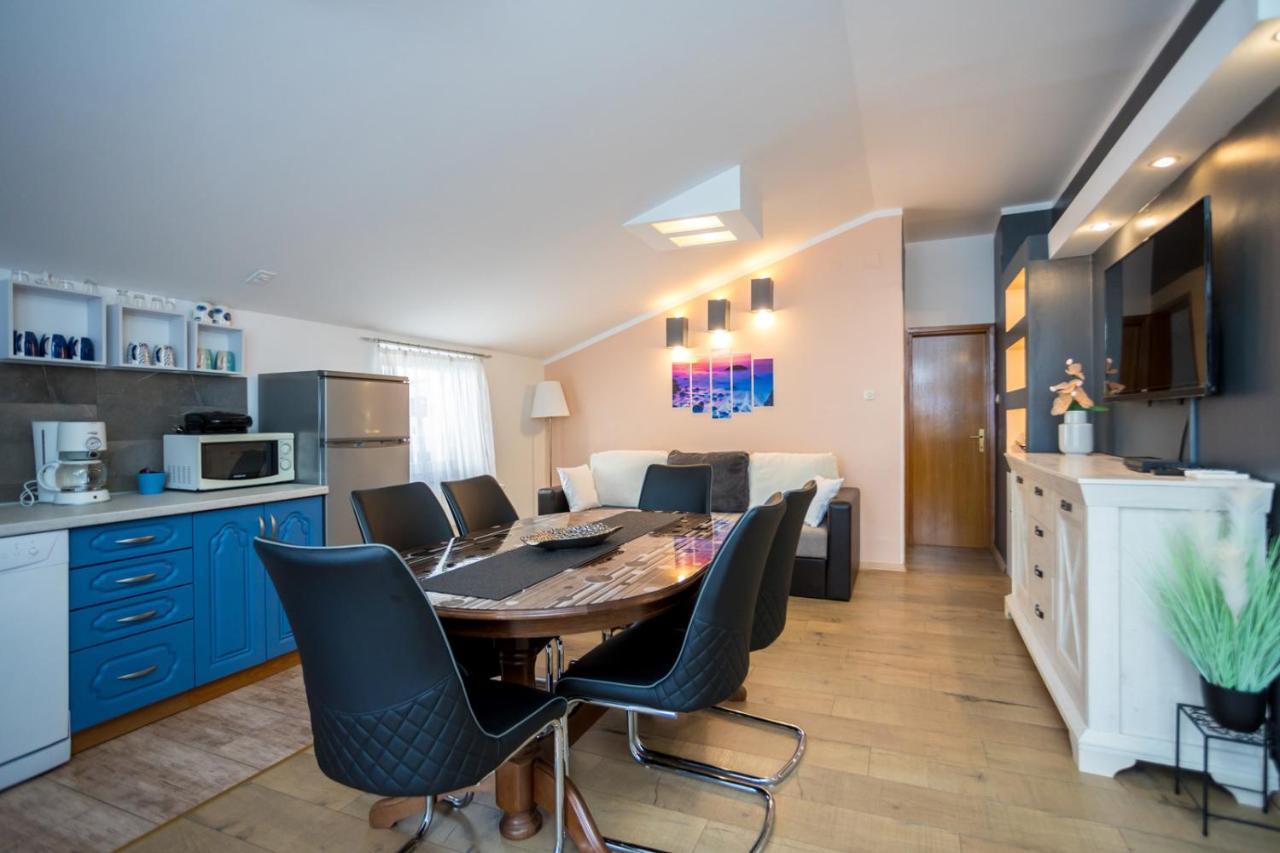 Apartman Luni Sa Bazenom - Malinska, Sveti Anton Sveti Anton  ภายนอก รูปภาพ